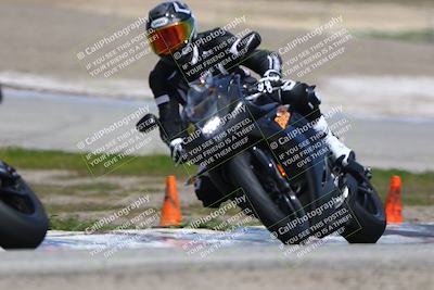 media/Mar-22-2025-TrackDaz (Sat) [[0456df0c41]]/Group B/Session 3 (Outside Grapevine)/